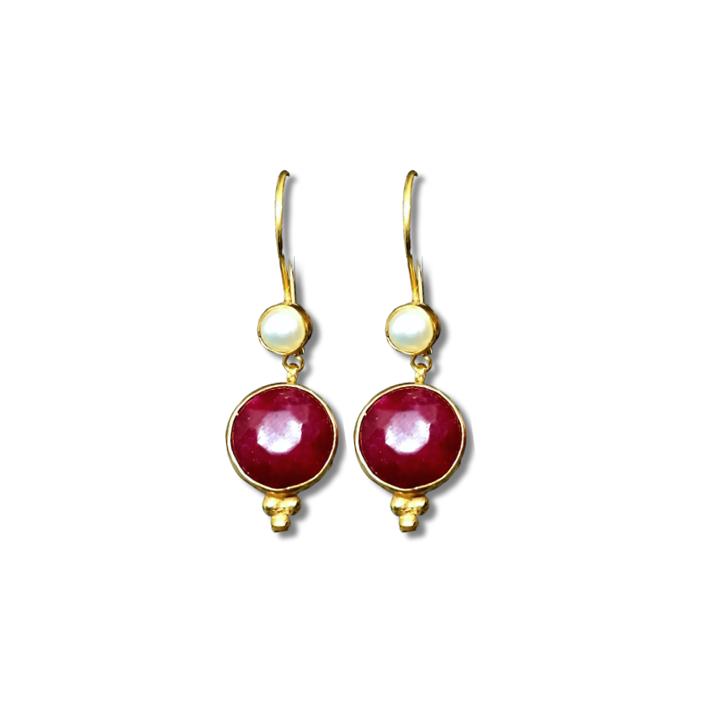 Elegant Dangling Earrings with Red Stone for a Stylish Look