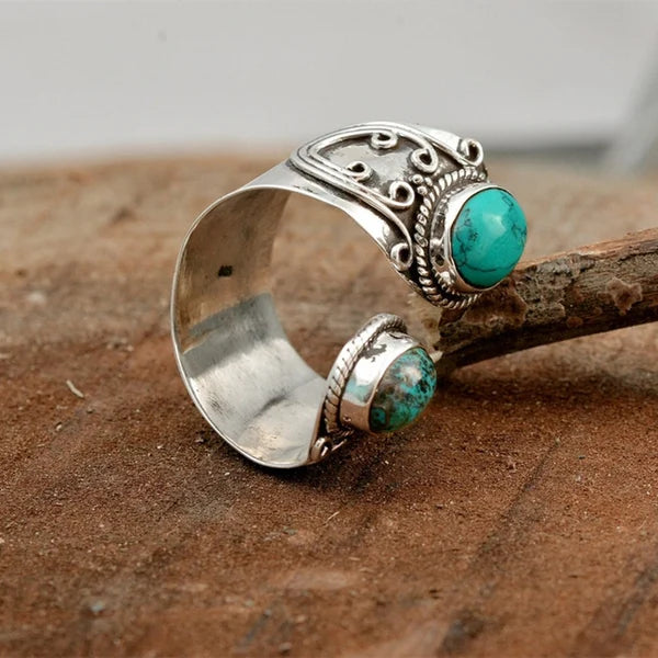 Adjustable double rings with turquoise border