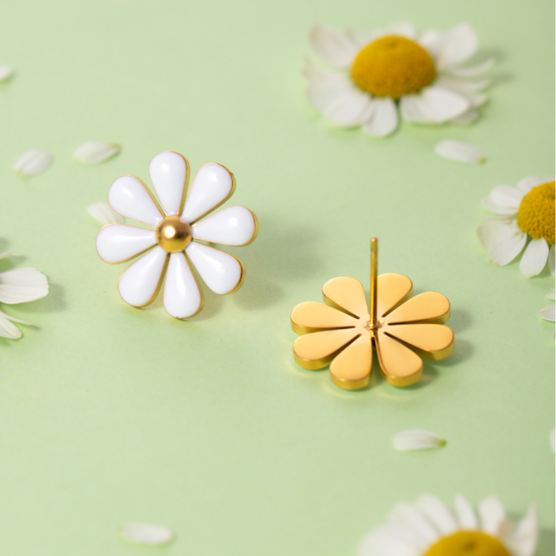 Chic and Elegant Flower Stud Earrings - Everly