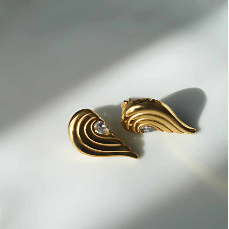 Romantic Broken Heart Earrings - Perfect for Valentine's Day