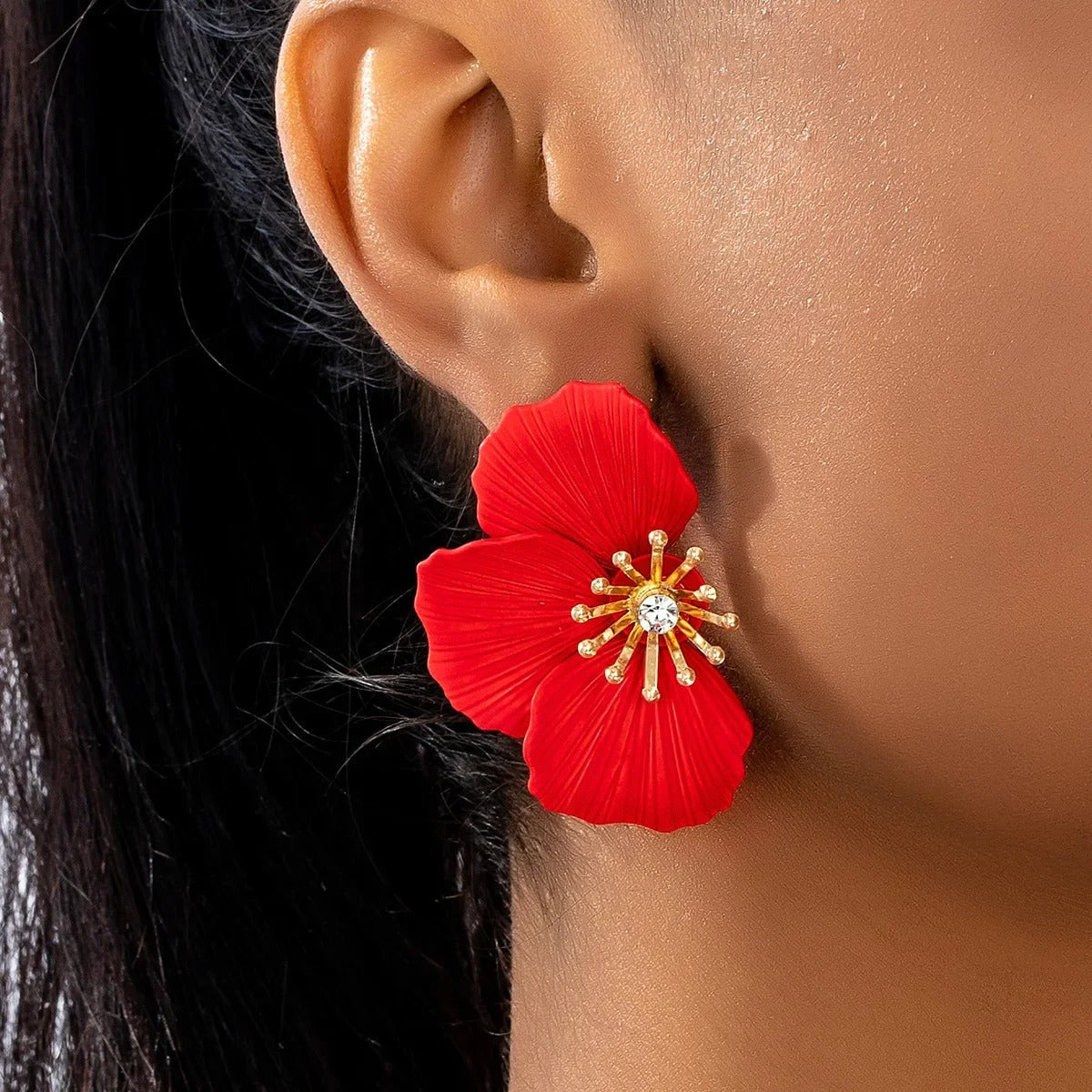 Chic Hibiscus Stud Earrings - Nadine Elegance
