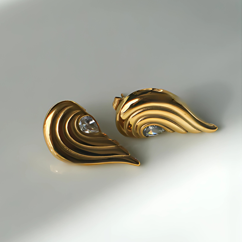 Romantic Broken Heart Earrings - Perfect for Valentine's Day