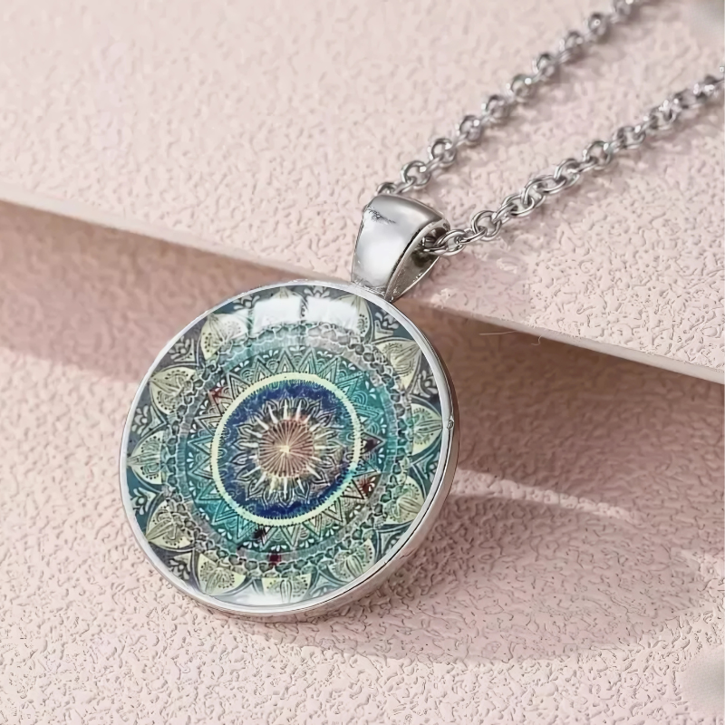 Elegant Vintage Blue Mandala Necklace - Mouri for Timeless Style