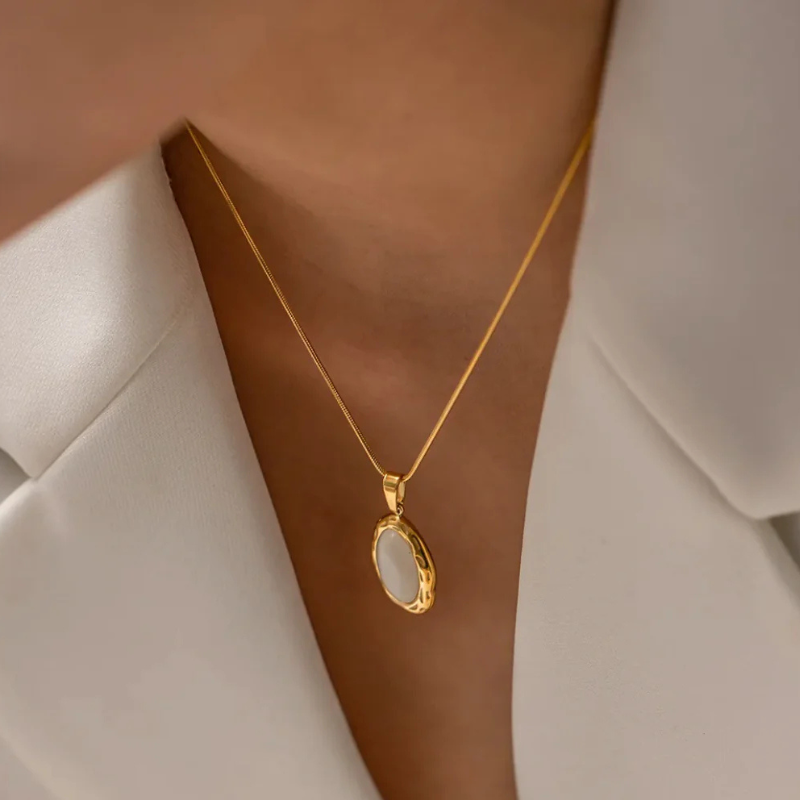 Elegant Gold-Plated Cat's Eye Opal Necklace with Sparkling Gem Accents