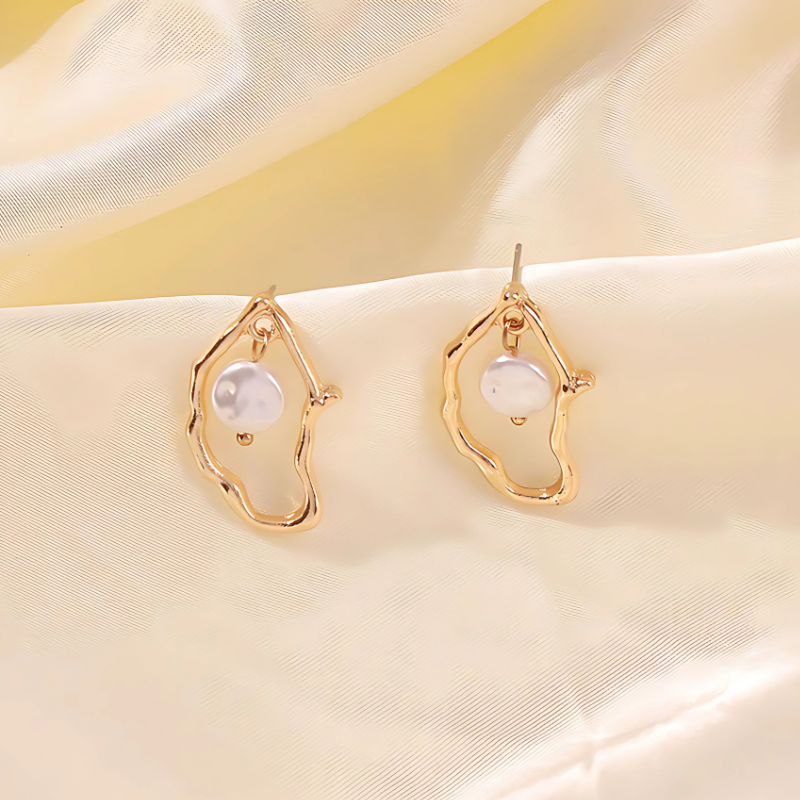 Exotic Pearl Stud Earrings - Ada