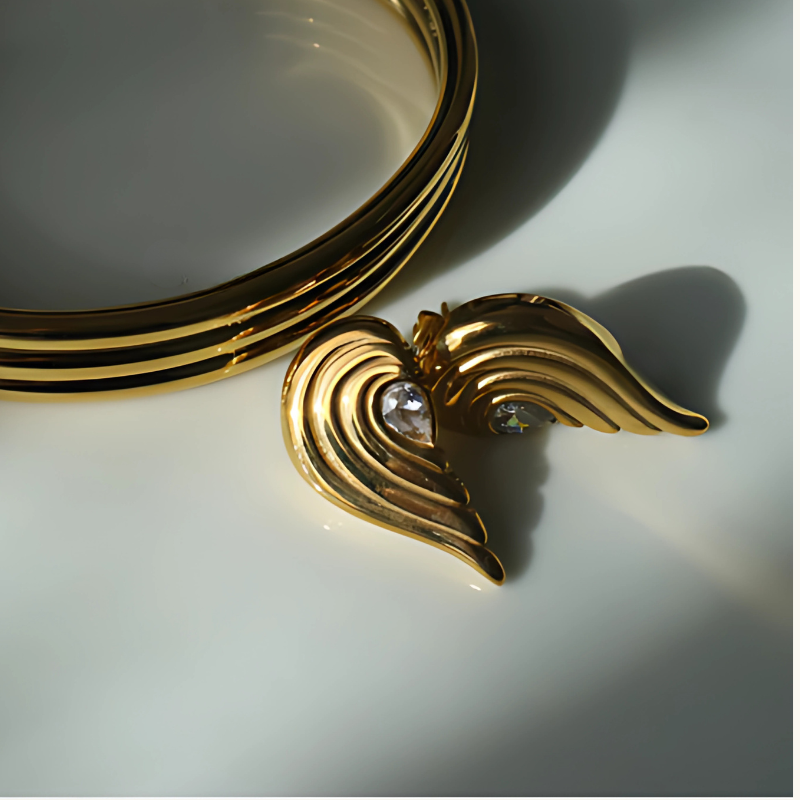 Romantic Broken Heart Earrings - Perfect for Valentine's Day