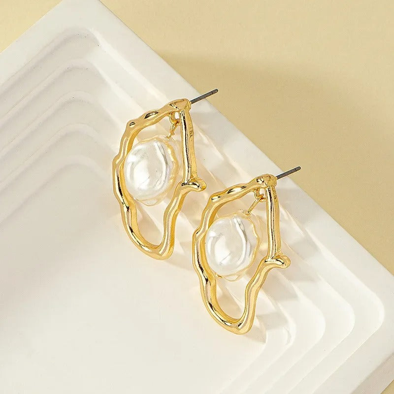 Exotic Pearl Stud Earrings - Ada