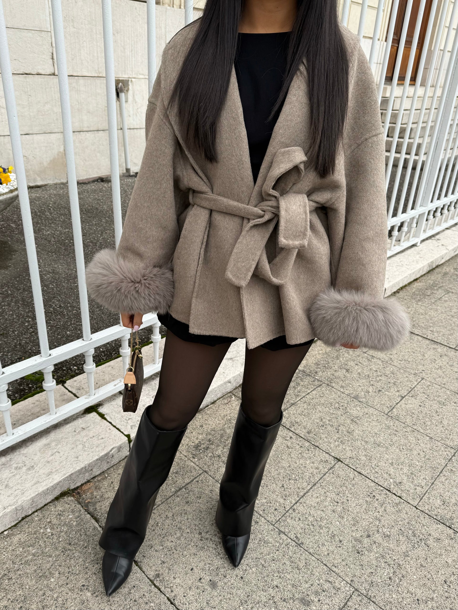 The Amara wool coat