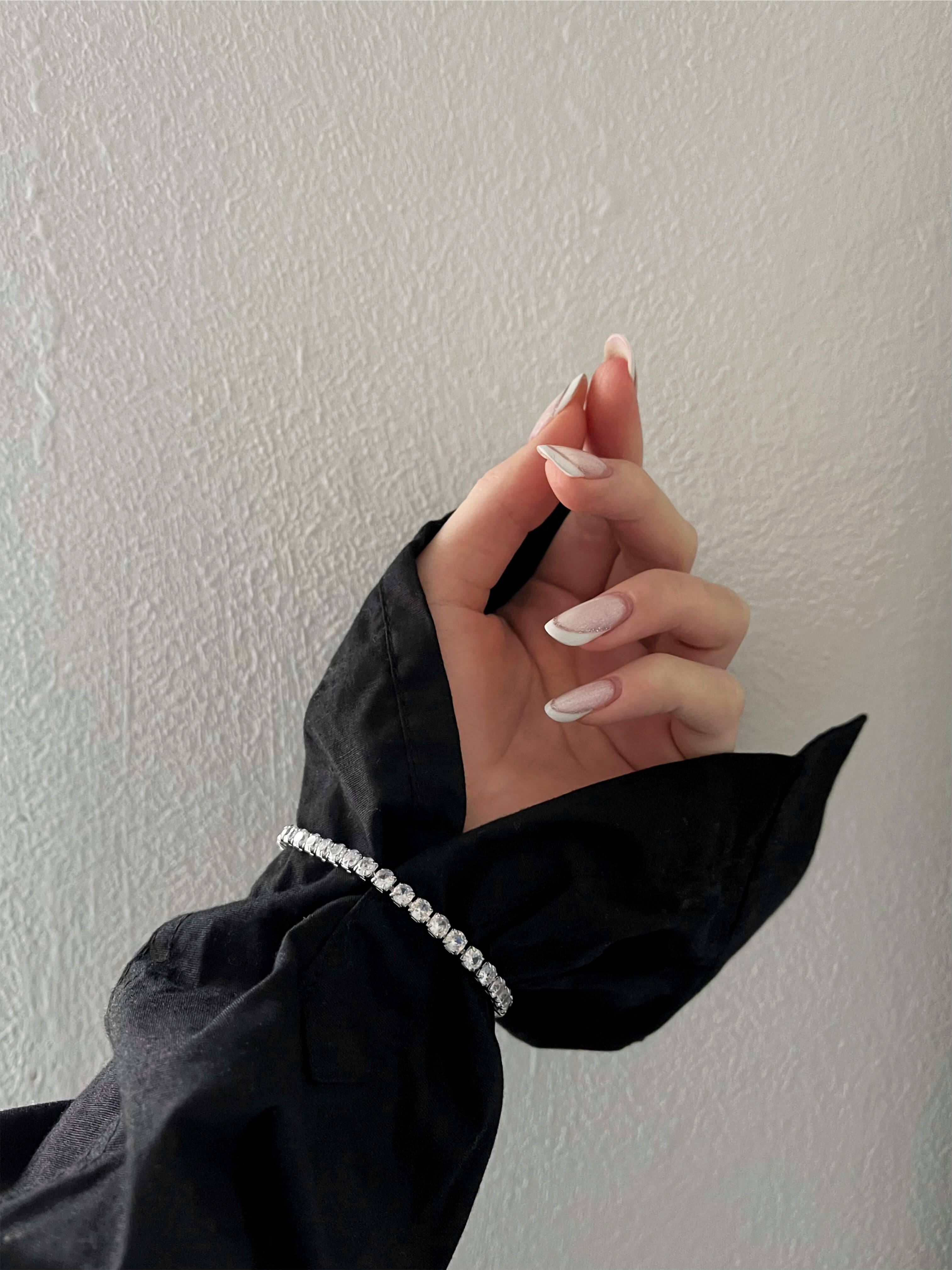 Elegant tennis armband for any occasion