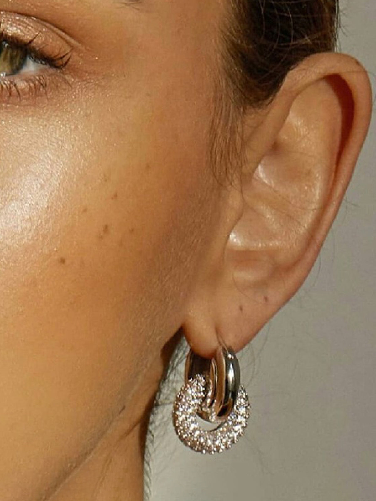 Golden Hoop Earrings with Double Ring – Elegant & Timeless