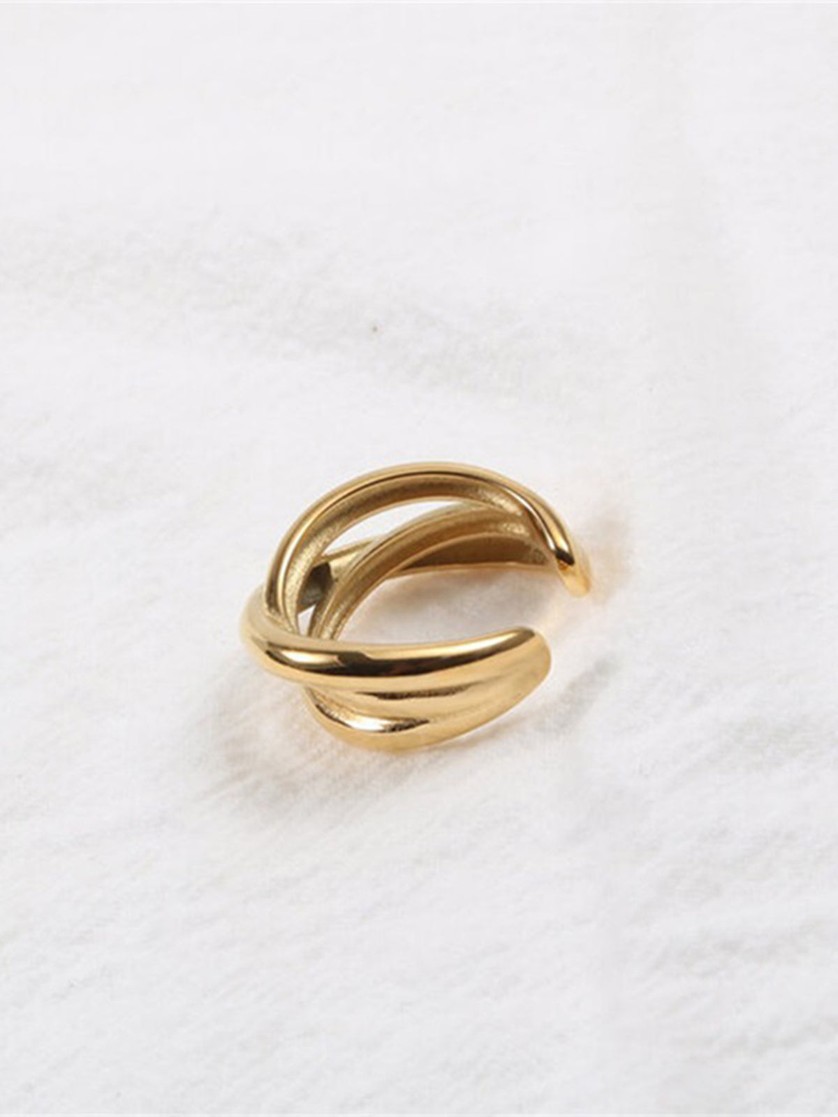 Gold ring with multiple layers in a classic style for a timeless look