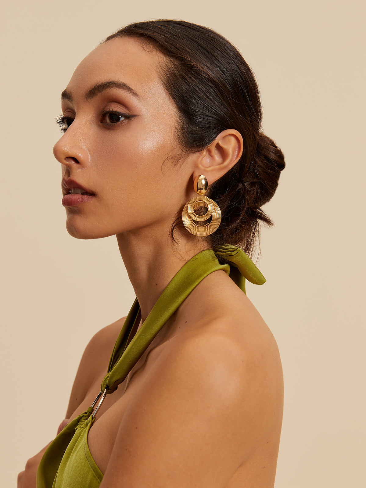 Gold-colored Statement Earrings – Large Circular Danglers
