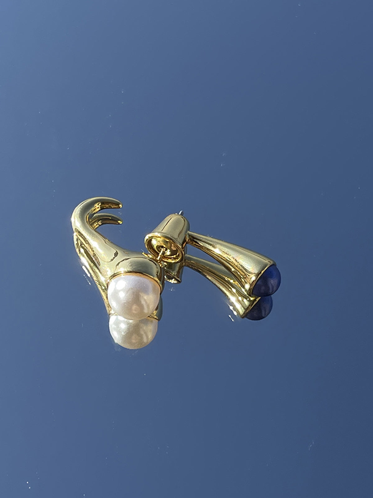 Elegant Gold Stacked Pearl Earring (Single)