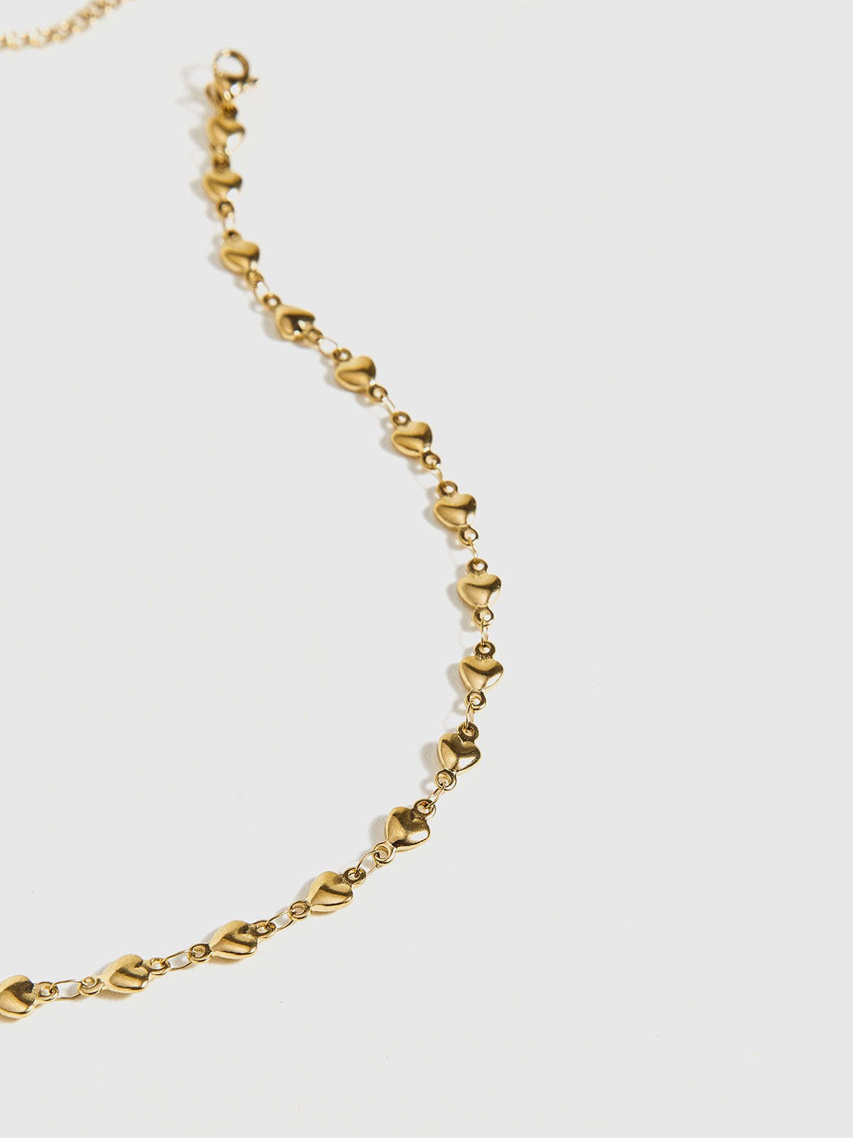 Hart-tassel Necklace That Highlights Your Charm