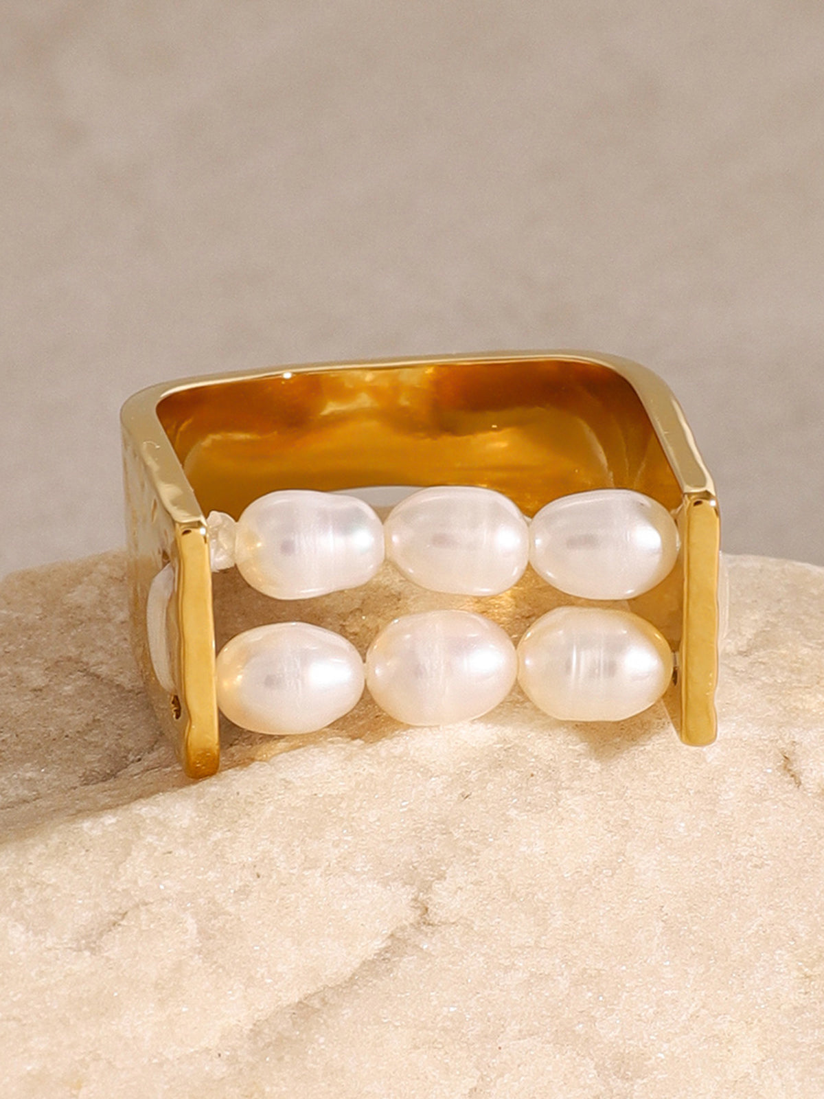 Elegant U-shape Pearl Tunnel Ring for Stylish Jewelry
