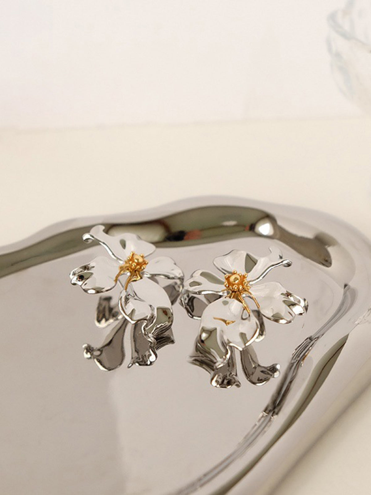 Beautiful metal flower earrings for an elegant look
