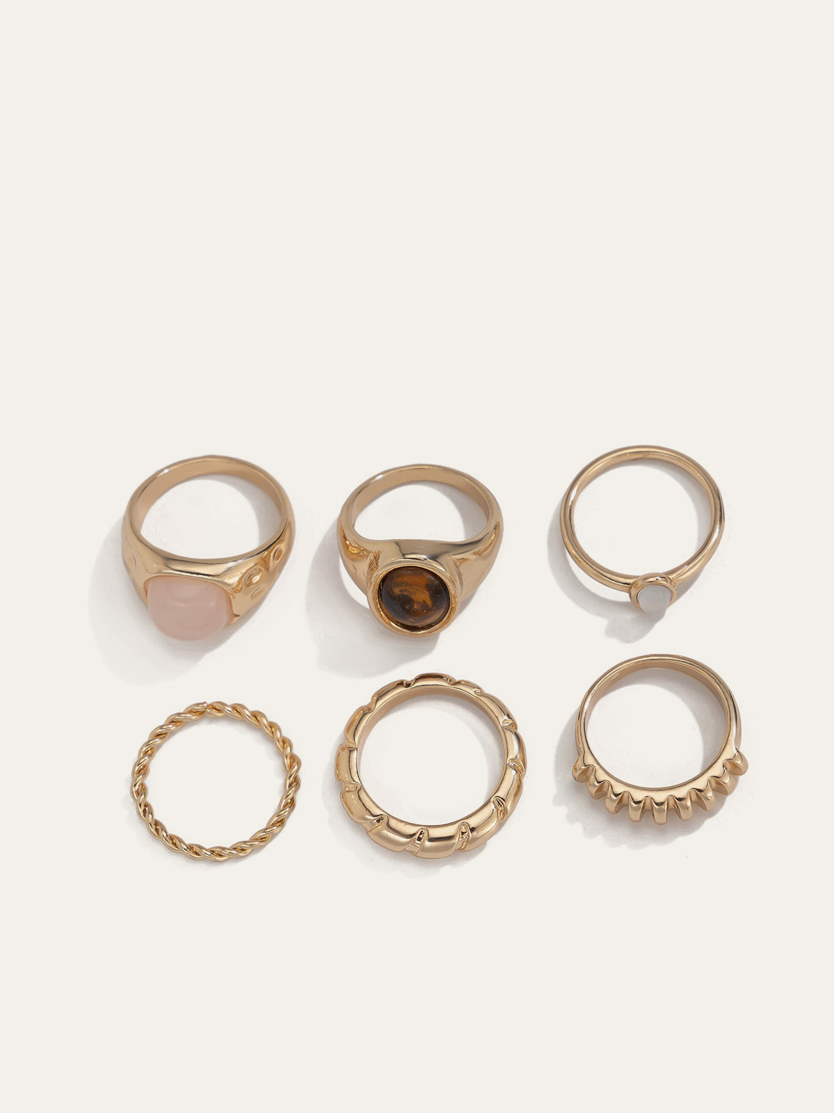Set of 6 rings with a mix of gemstones and elegant textures