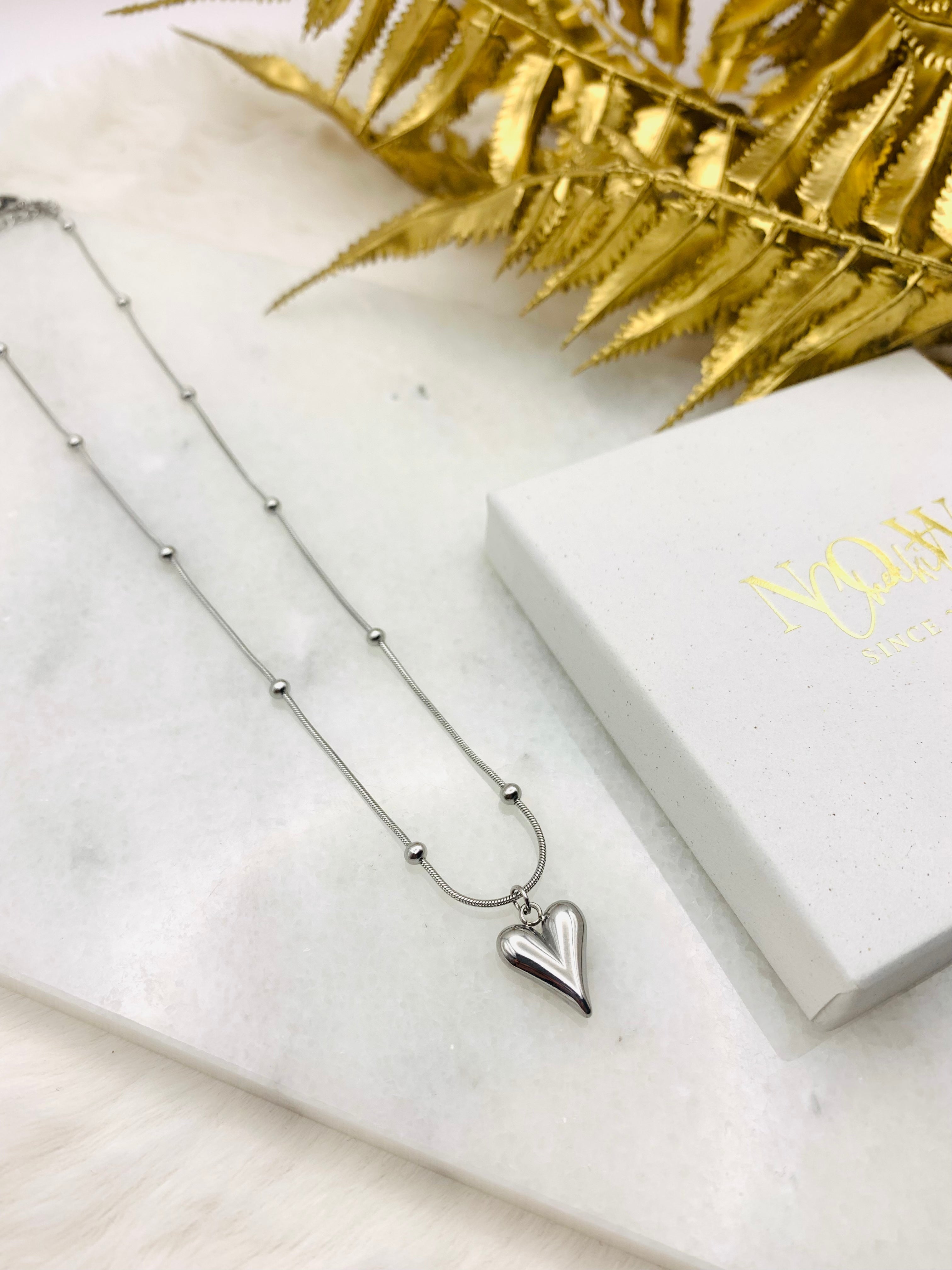 Hart Elegance Hanger for Necklaces - Love