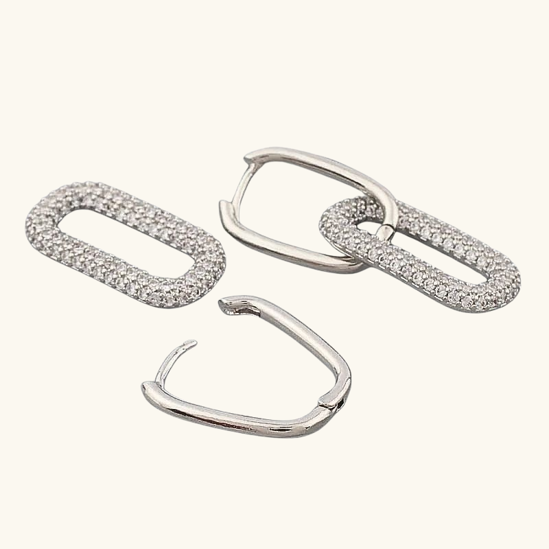 Elegant Square Earrings with Sleek Finish - Sisi