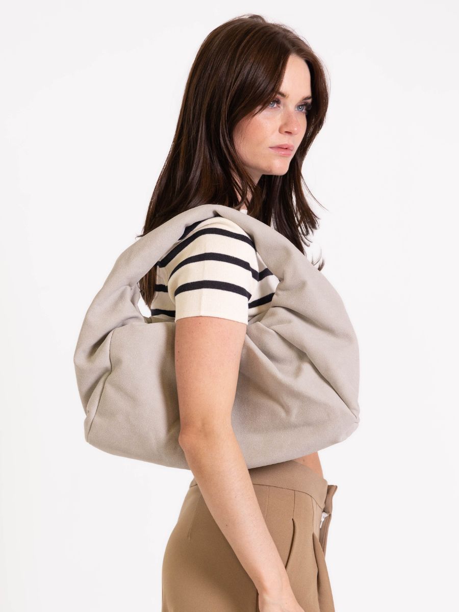 Lea Suede Bag