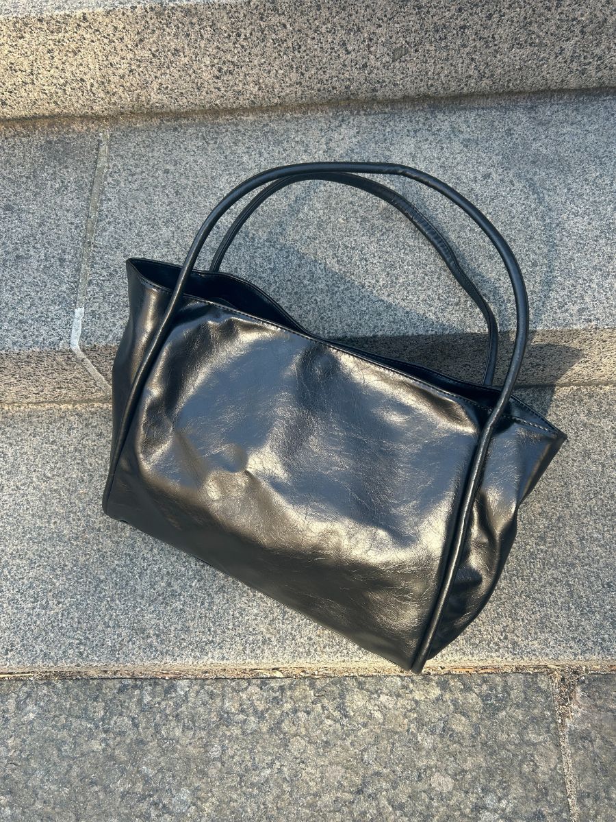 Mone Shoulder Bag