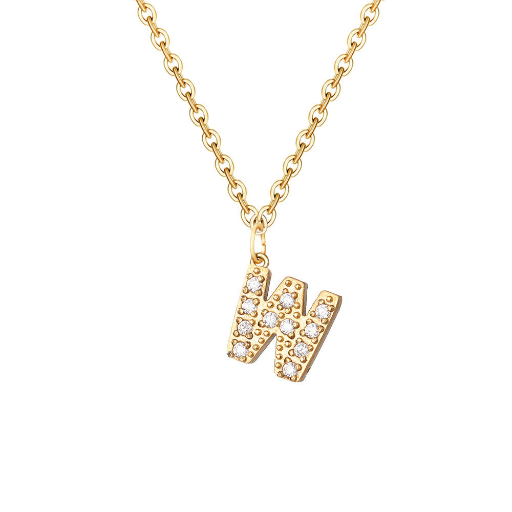 Elegant necklace with letter and sparkling elements for an exceptional style