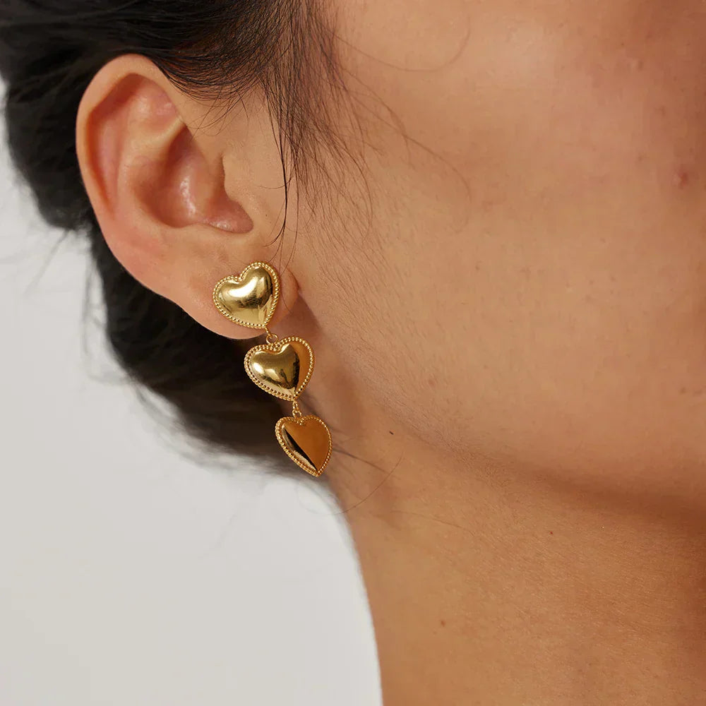 Elegant Gold Idaya Earrings for a Radiant Look