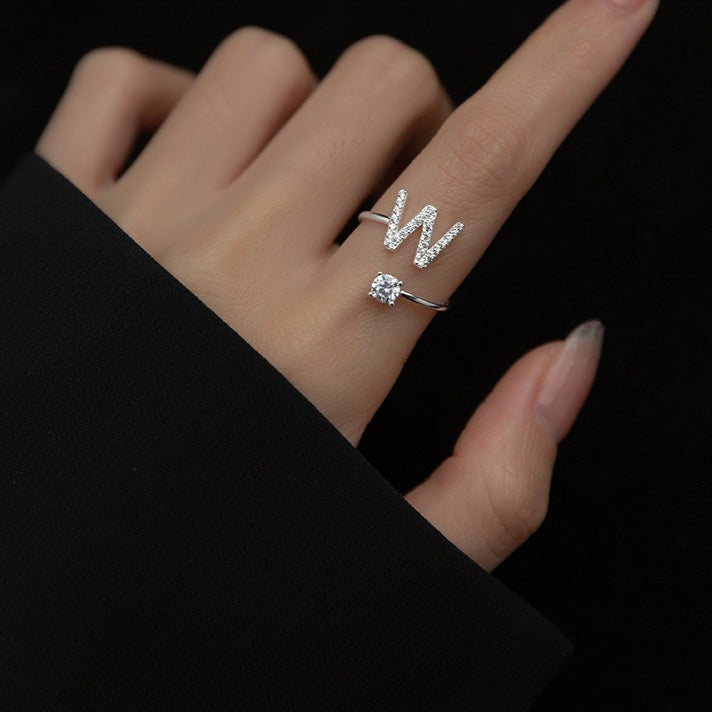 Elegant initial rings for women - Fien style