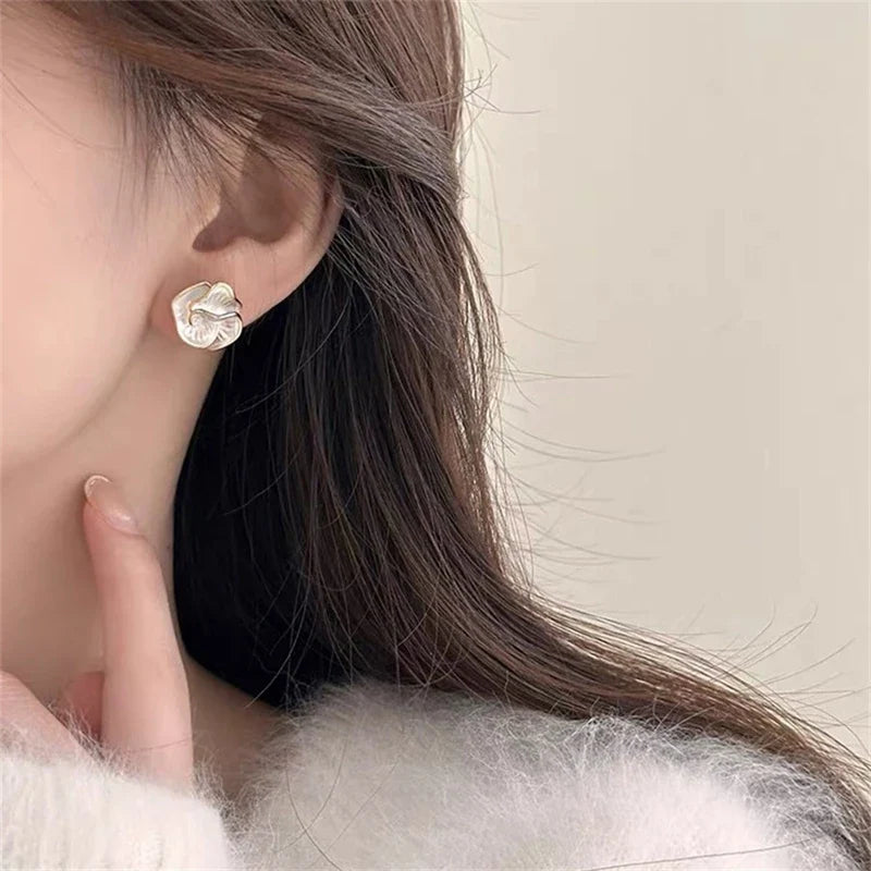 Camille | Gentle Camellia Earrings