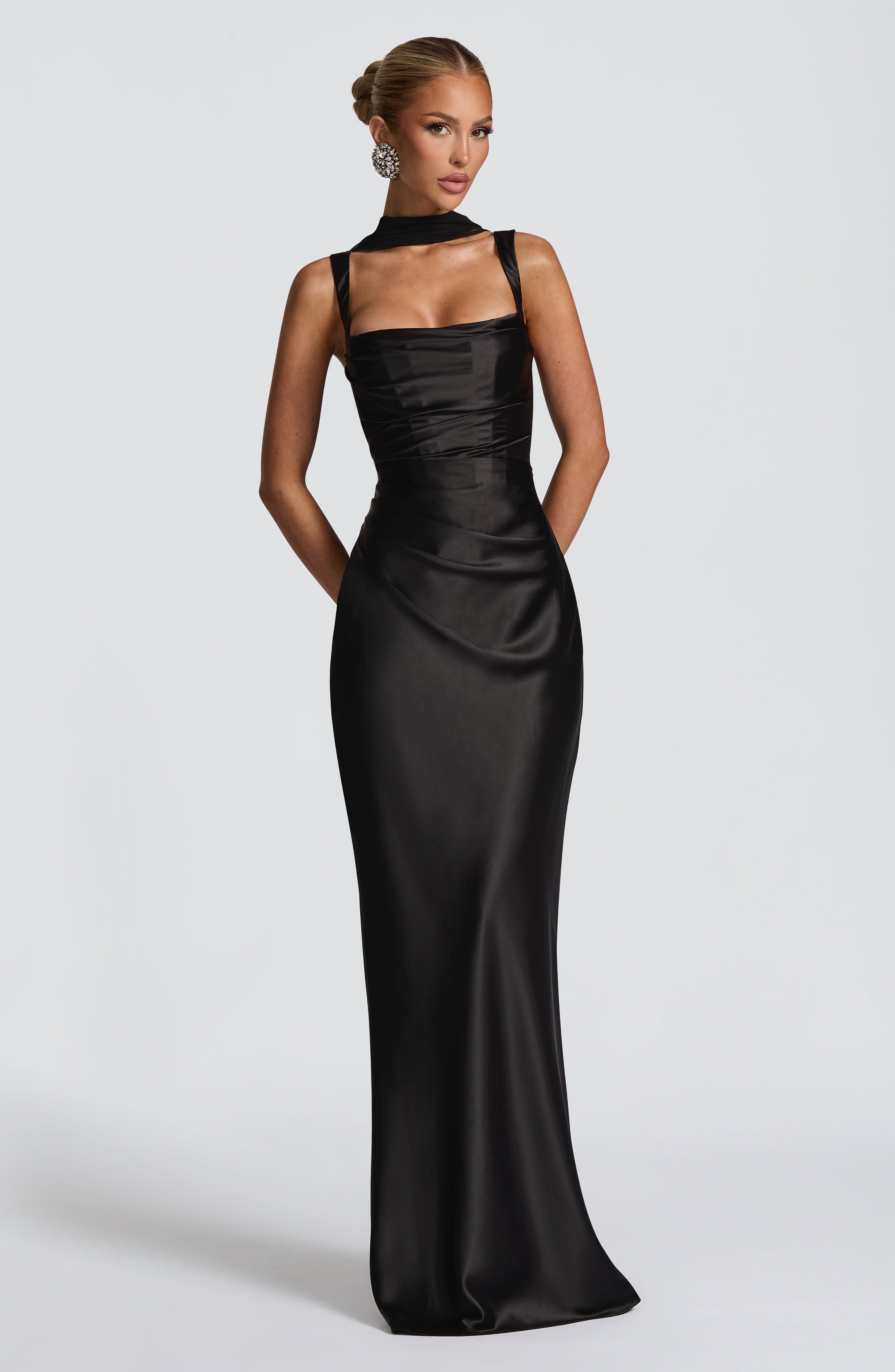 Safieyah Maxi Dress - Black