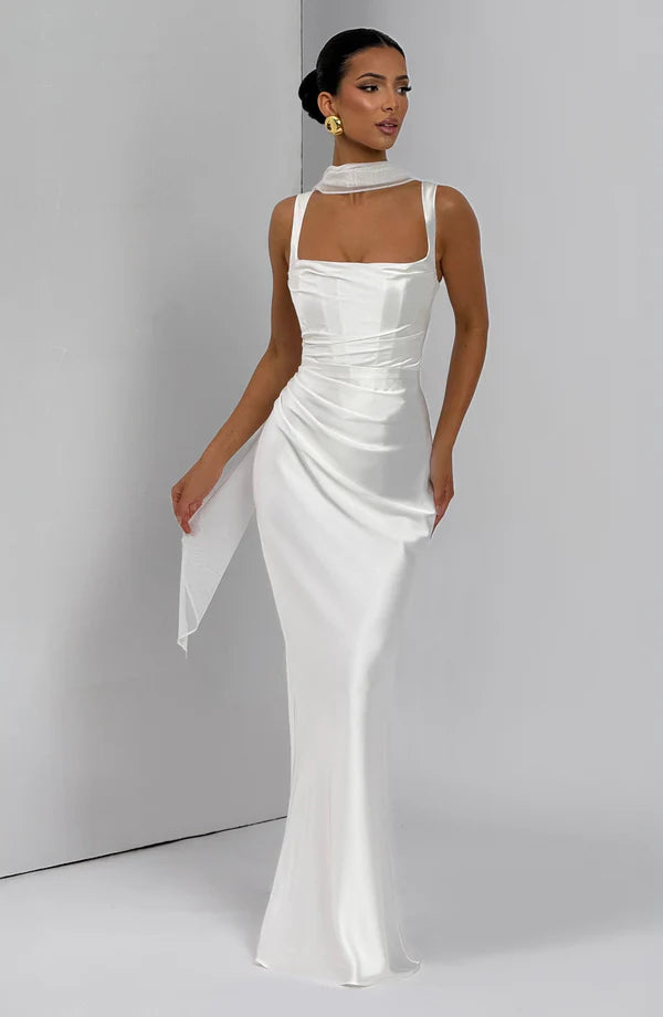 Safieyah Maxi Dress - Black