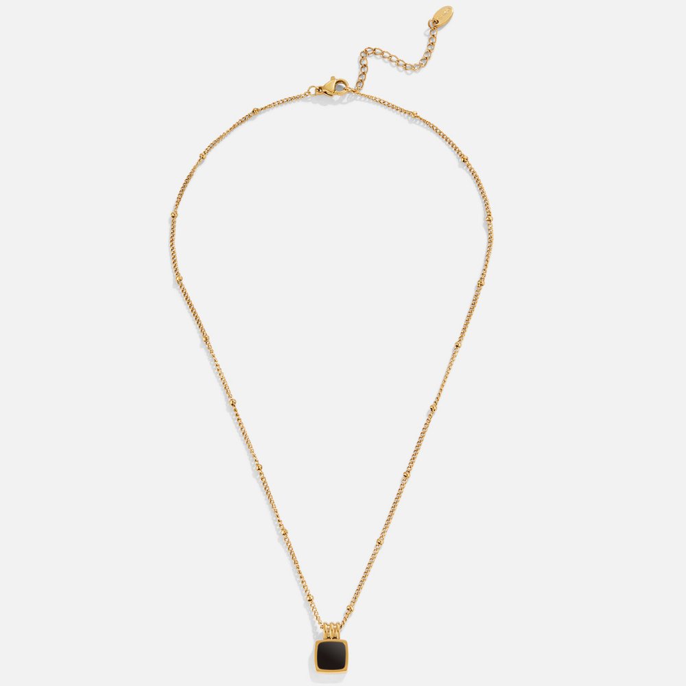 Elegant black necklace with a striking pendant